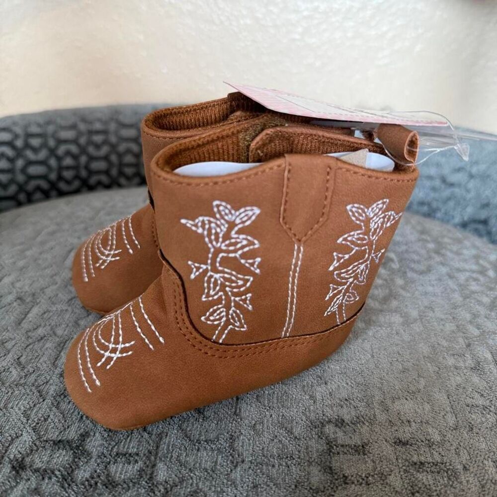 Unbranded Women's Tan and Brown Boots